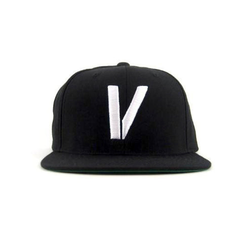 V LOGO SNAPBACK